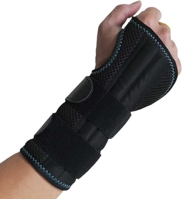 Justerbart håndledsbånd, højre håndledsortose, unisex, størrelse M.