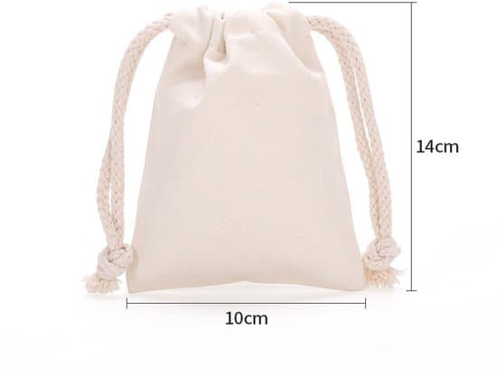 10-pack 10x14 cm små present- och godispåsar i bomull med dragsko