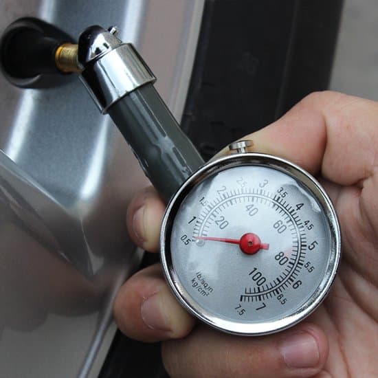 Dæktryksmåler - 4,8 cm urskive - til biler og lastbiler