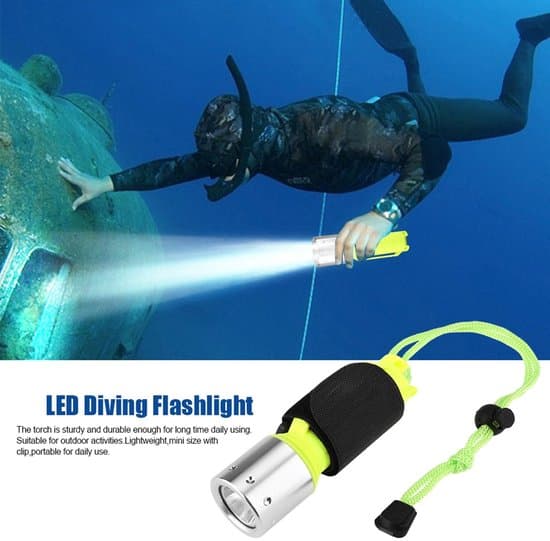Ladattava LED-sukellusvalo 3 tilalla