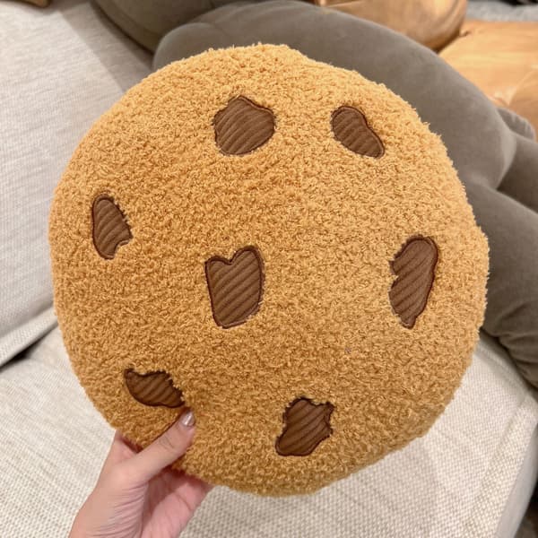 Kudde i kakform / Tuftad kudde (28 cm diameter)