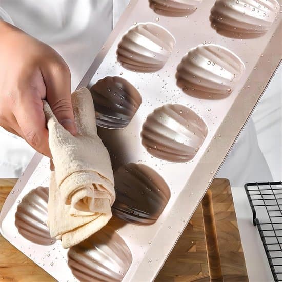 Madeleine kakformar, 2 stycken, 12-pack non-kolstål, guld