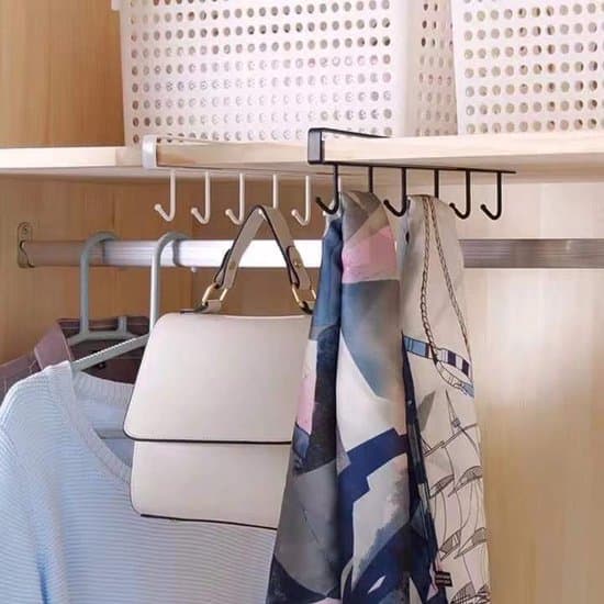 3-delad vit mugghållare för underskåp med 6 krokar