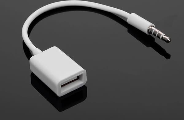 3,5 mm til USB bil lydkabel - Hvid