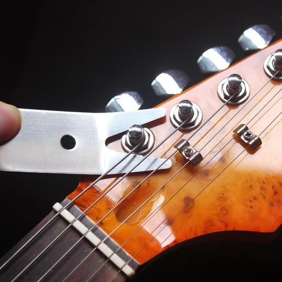 Gitarrswitch och ratt multiverktygsnyckel - Gitarrtillbehör - Rostfritt stål - Stämapparat - Lämplig för gitarr och bas