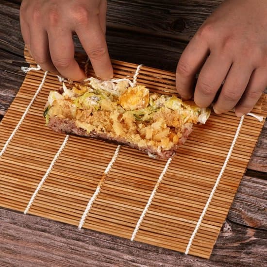 2-delt dekorativ bambusrullemåtte til sushifremstilling