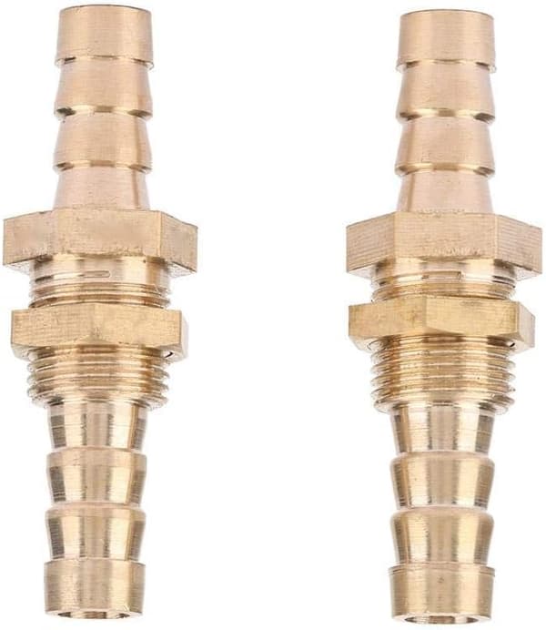 To 10 mm messing slangestuds-adaptere til slangeforbindelse.