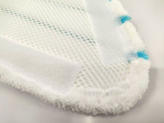 4-pack återanvändbara mikrofiber triangulära moppdynor för H2O ångmoppar