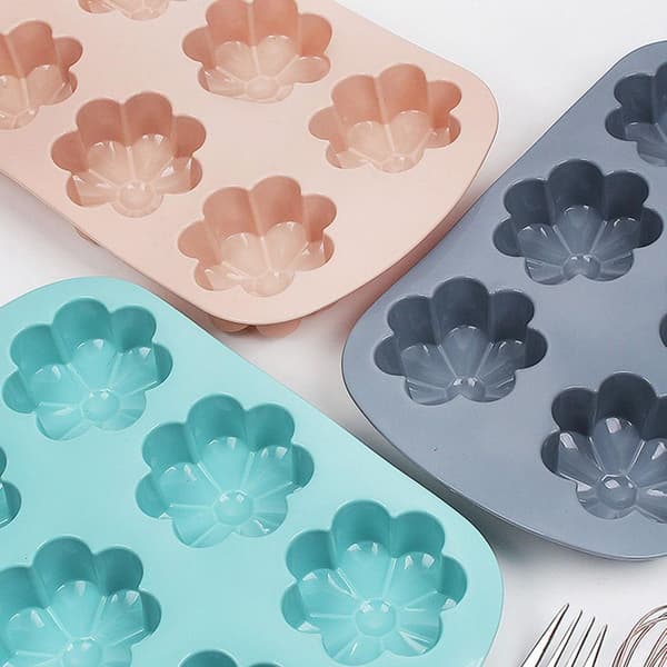 6-hulrums blomsterformede non-stick silikoneforme til slik, budding og bagning