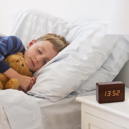 1-pack digital väckarklocka, sovrum, barn, batteridriven, liten vertikal klocka