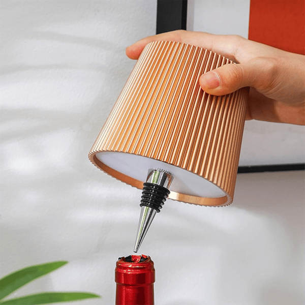 Langaton LED-pullolamppu, baarivarjostin C