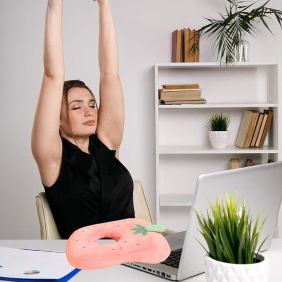 Memory Foam Sidokudde för Barn med Öronhål för Magsovare