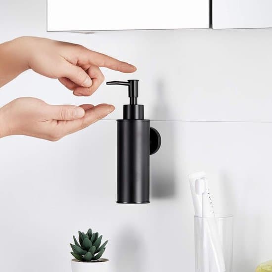 200 ml vægmonteret sæbedispenser i rustfrit stål - sort