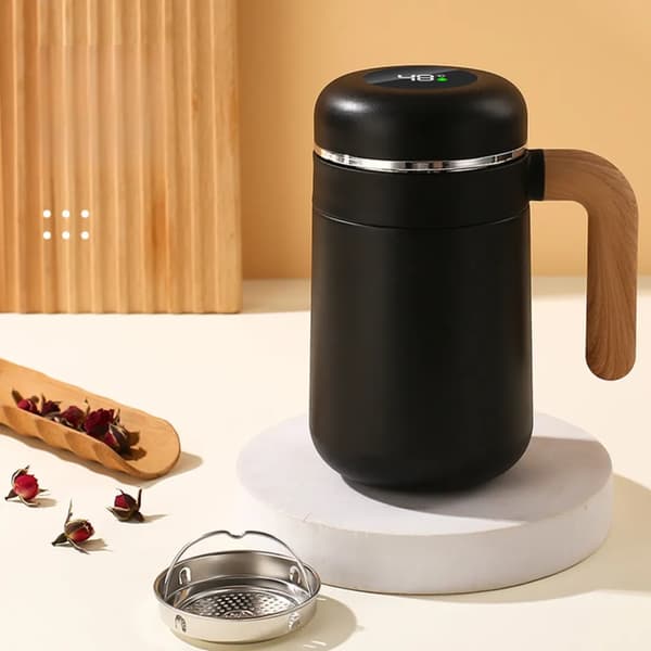 Isolerad mugg, 480 ml kaffemugg, digital display, för take away-kaffe.