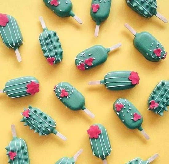 Sæt med 2 silikoneisforme til ispinde og cakesicles med 8 hulrum