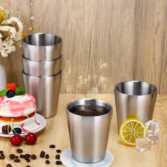 Silver 4-pack 175 ml dubbelväggiga drickskoppar i rostfritt stål