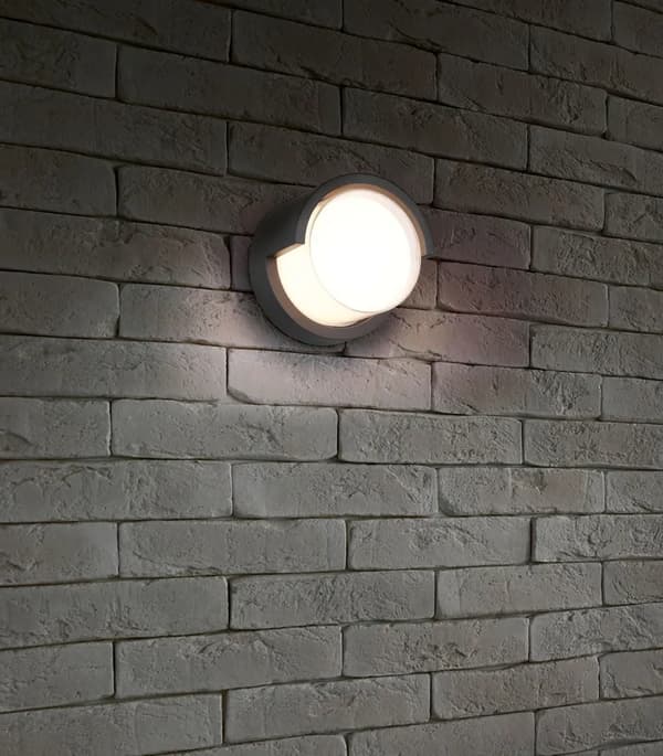 LED-ulkoseinävalaisin - 10 x 17 cm - Musta - Lämmin valo