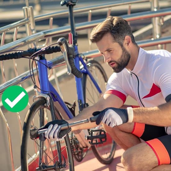 20-delars cykelventilbytesats, inklusive ventilhattar och muttrar.