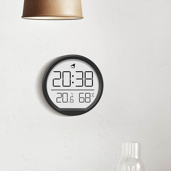 digital väggklocka med datum, 12/24-timmarsformat, Celsius/Fahrenheit-växling (vit) (batterier ingår ej)