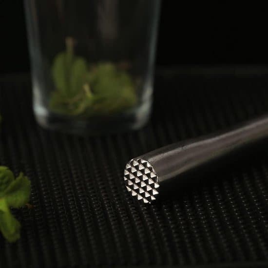 - Cocktailmorter - Cocktailmuddler - Rustfrit stål - Barstøder - Fremstilling af drinks - Velegnet til cocktails - Sølv