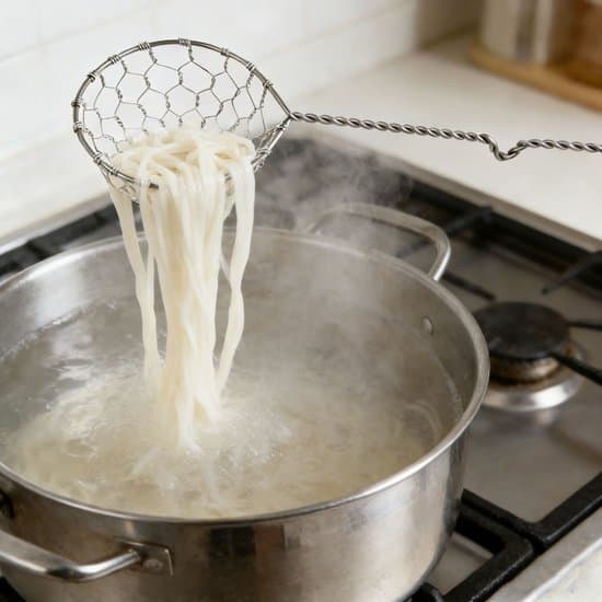 Hotpot si - Grovmasket design - Sæt i rustfrit stål - 4 dele