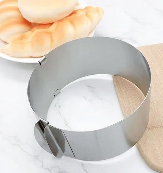 Justerbar 16-30 cm rund bagekageform i rustfrit stål med 8 cm højde