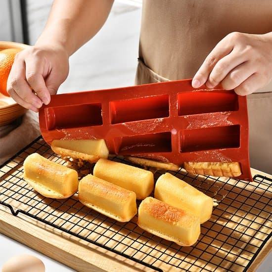 To silikone kageforme, halvcirkelformede bageforme, silikoneforme - DIY chokolade budding bageforme