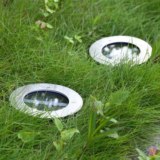 Vit solcellsdriven trädgårdsbelysning, solcellsdriven LED-markbelysning och vattentät solcellsdriven trappbelysning