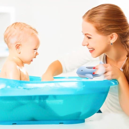 Valformad babybadtermometer, digital och flyter på vatten