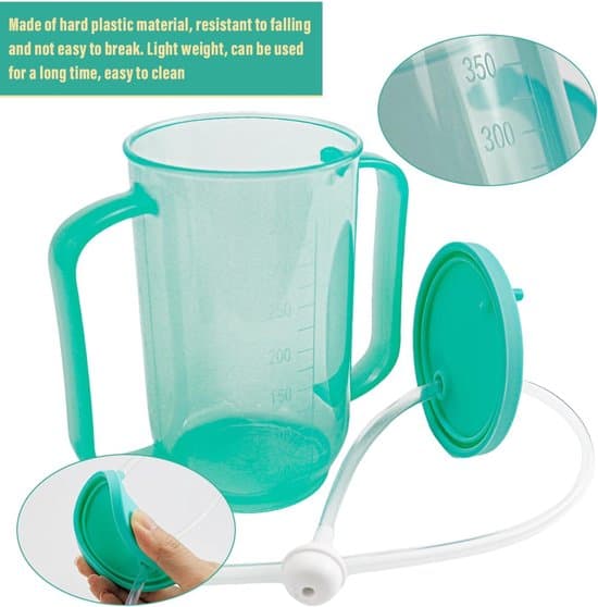 Äldre drickskopp, 350 ml grön resemugg med lättgreppat handtag och pip