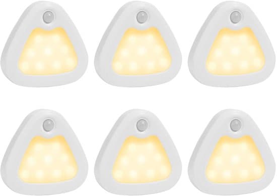 6-pack trådlösa magnetiska triangulära LED-skåpslampor med rörelsesensor (varmvit 3200K)