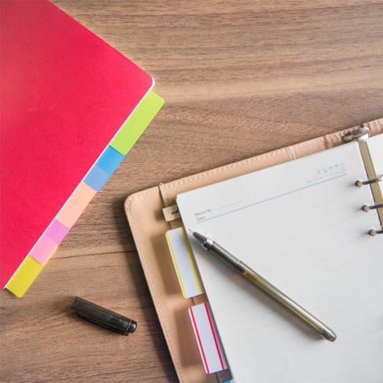 24-arks selvklæbende sticky notes og indeksmærkesæt