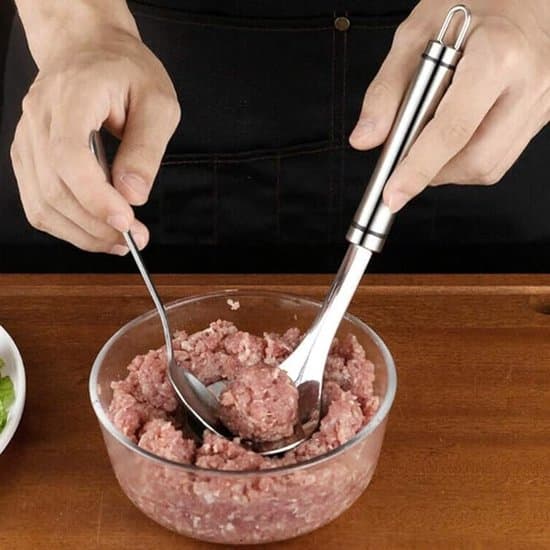 2-delt sæt med manuelle kødbolleskeer i rustfrit stål med huller