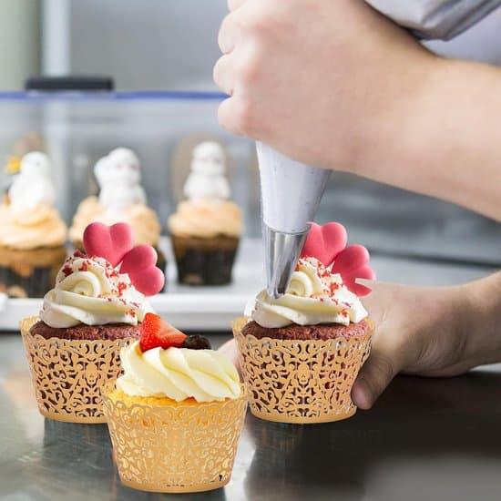 Muffinsformar i papper - Elegant Vinetak Design - 50 delar