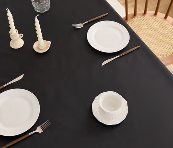 140x220cm Vattentät Rektangulär Duk - Reptålig - Svart