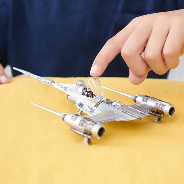 Star Wars Micro Galaxy Squadron: The Mandalorian’s N-1 Starfighter