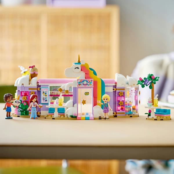 LEGO Friends Unicorn Café 42684