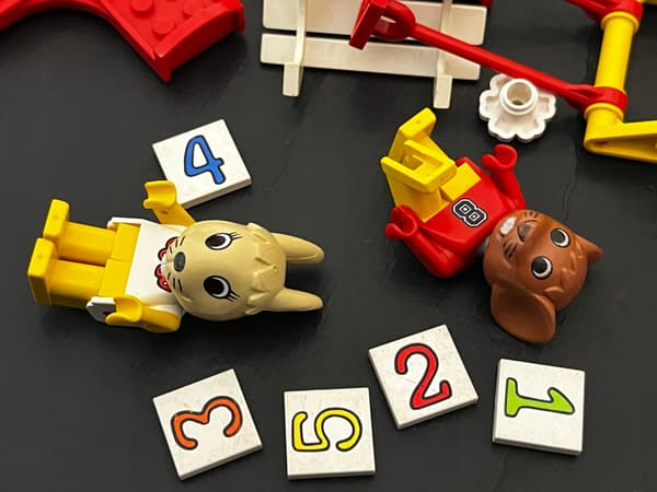 3659 LEGO Playground