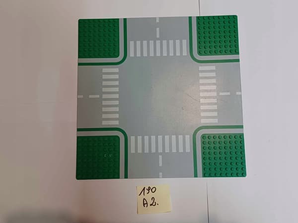 190A2. LEGO thin building plate, 32x32, damaged, 2360