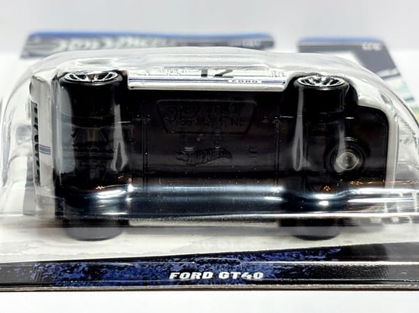 HOT WHEELS – FORD GT 40 (B14)
