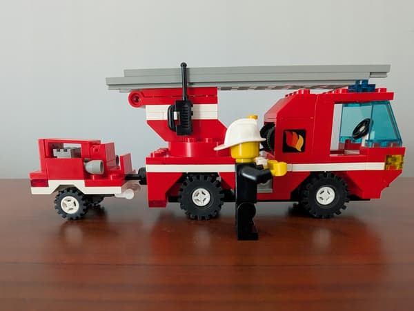 Lego 6593 Fire Engine with Ladder
