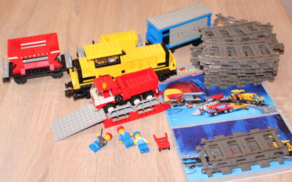 LEGO CITY TOWN TRAIN 4564-2 SET INSTRUCTIONS