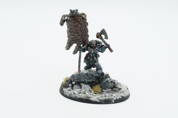 Warhammer 40K Space Wolves Wolf Guard Battle Standard Finecast miniature