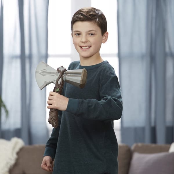 Marvel Avengers Thor’s Electronic Axe with Sound by Hasbro E0617