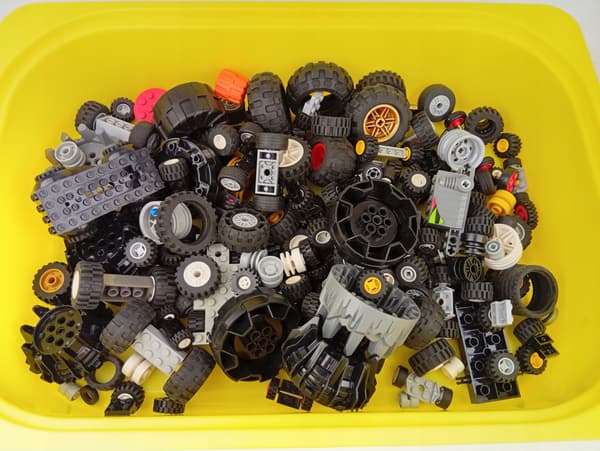 LEGO Technic City System wheel bricks, 1 kg mixed pack KH