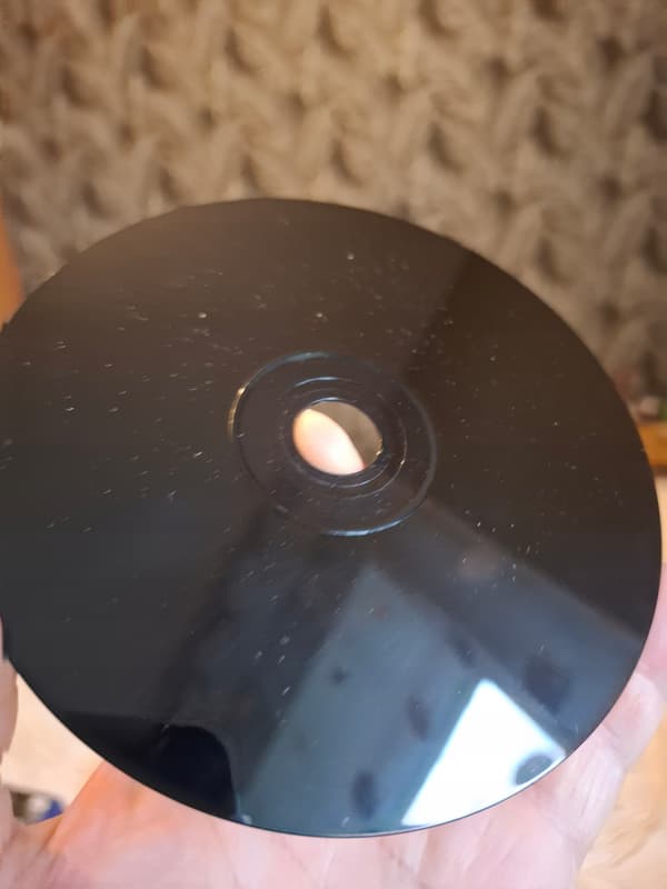 COURIER CRISIS PS1 – AS GOOD AS NEW