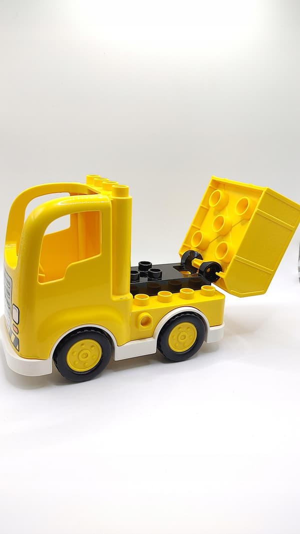 Lego Duplo tipper lorry building blocks
