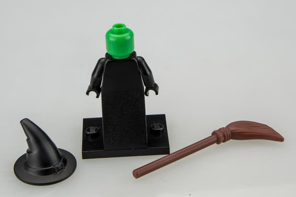 Lego Minifigure col020 Witch