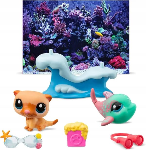 Littlest Pet Shop Shell-Fie Fun SET + Virtual Code: FIGURINES and ACCESSORIES