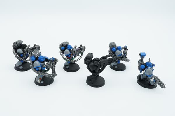 Warhammer 40k Space Marines Devastator Squad – set of 6 plastic miniatures
